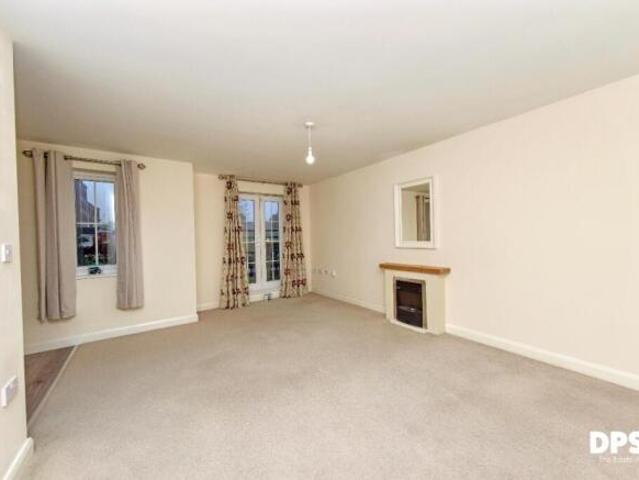 Apartment for sale in The Willows, North East Lincolnshire