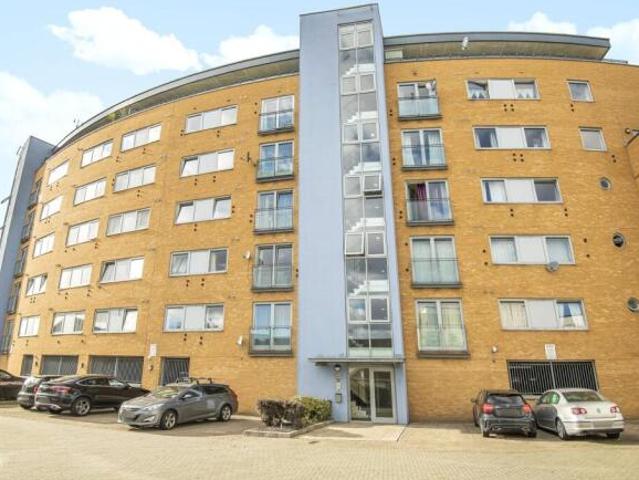 Apartment for sale in Thamesmead, Greater London
