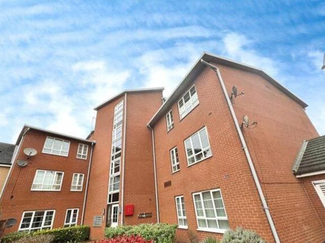 House for sale in Coseley, West Midlands