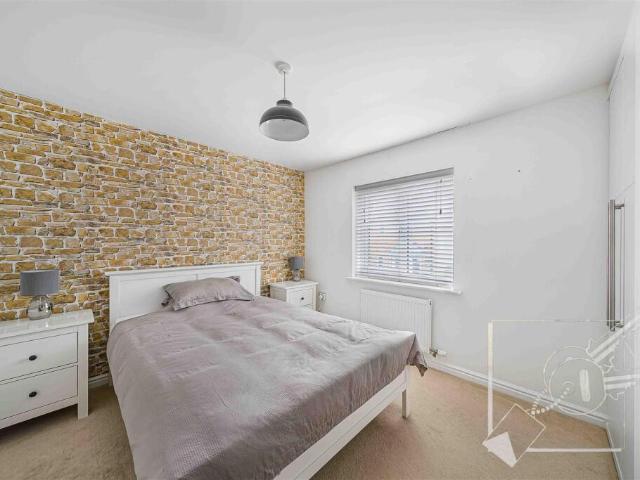 Apartment for sale in Hoo St Werburgh