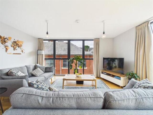 Apartment for sale in Feckenham, City Of Bristol