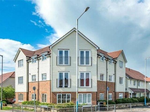 House for sale in Trench Wood, Bourne Vale