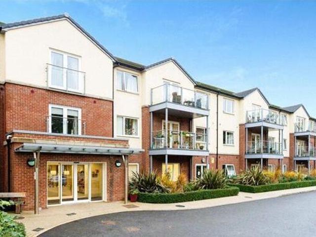 House for sale in Brook Street, Bourne Vale