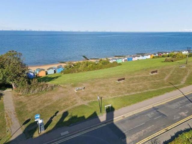 Apartment for sale in Tankerton, Canterbury