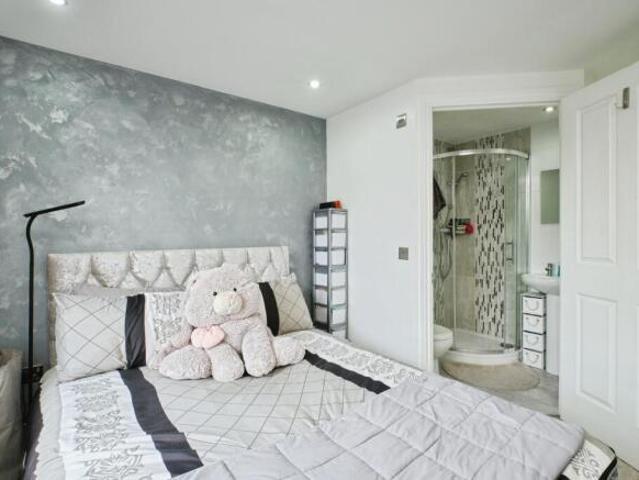 Apartment for sale in West Midlands