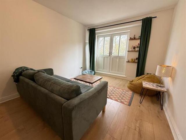 Apartment for sale in Trinity, Scotland