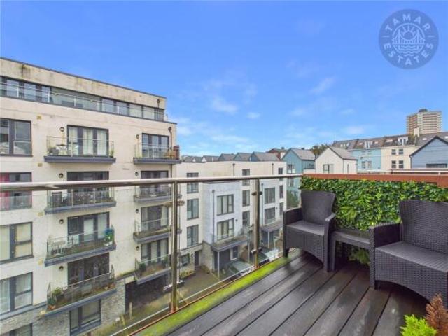 Apartment for sale in Follaton, Strode