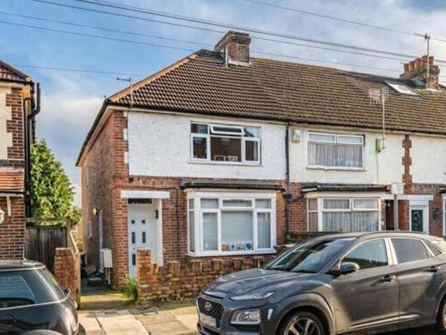 House for sale in Sandown Park, Kent