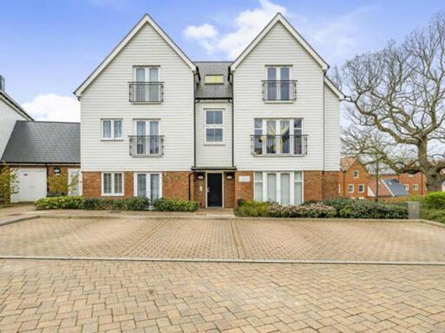 House for sale in Sandown Park, Kent