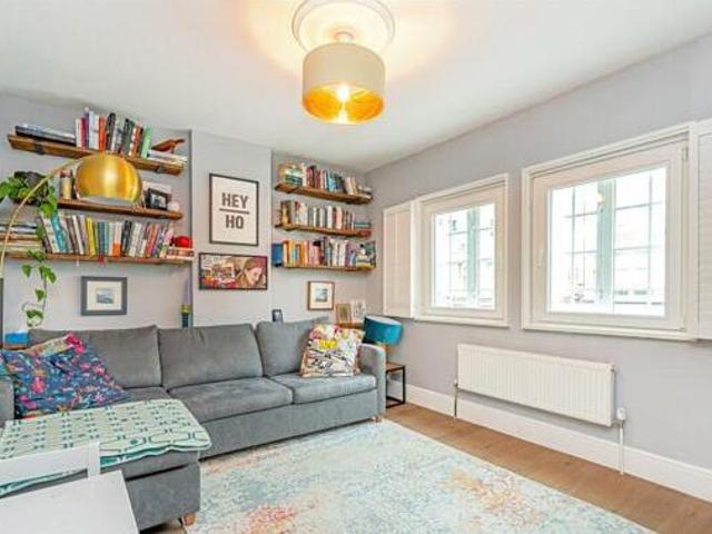 House for sale in Twickenham, Greater London