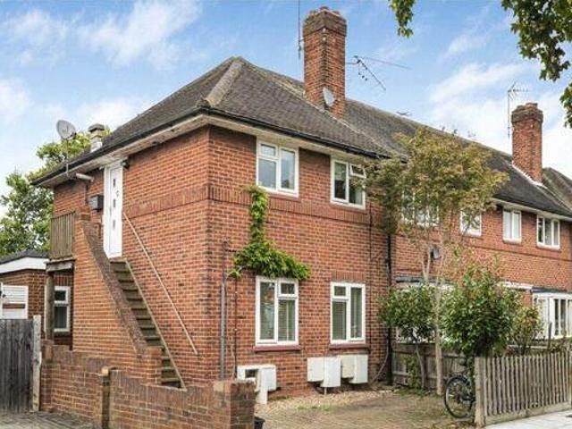House for sale in Twickenham, Greater London