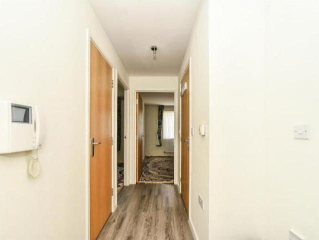 Apartment for sale in Rodbourne, Swindon