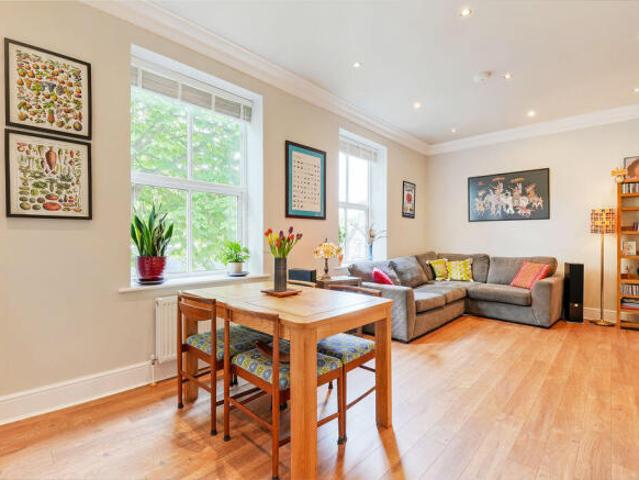 Apartment for sale in Nether Edge, South Yorkshire