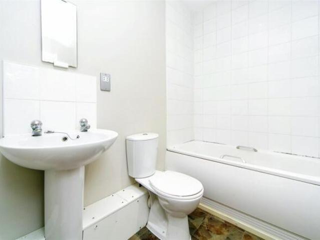 Apartment for sale in Calderstones