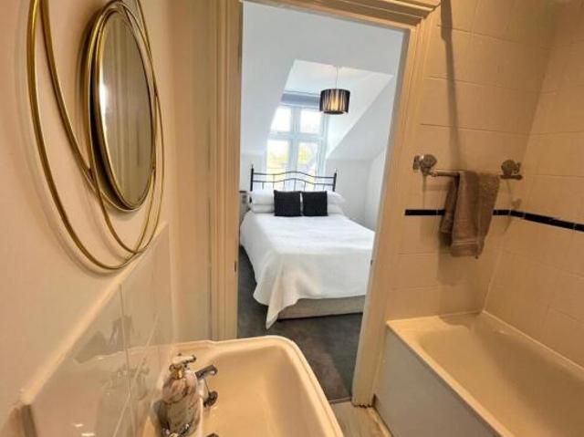 Apartment for sale in Slough