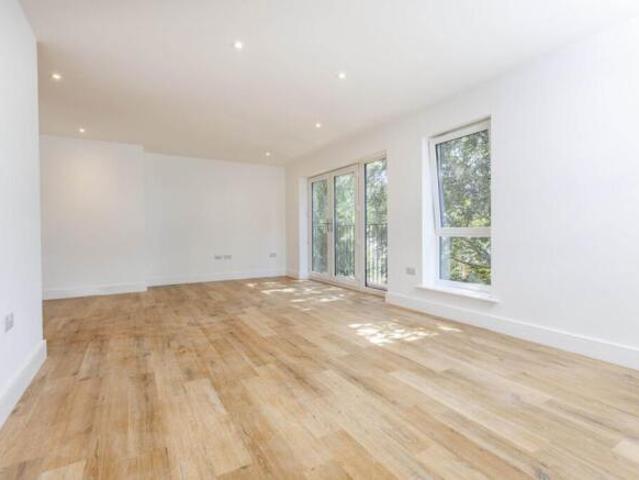 Apartment for sale in East Bank, Norfolk