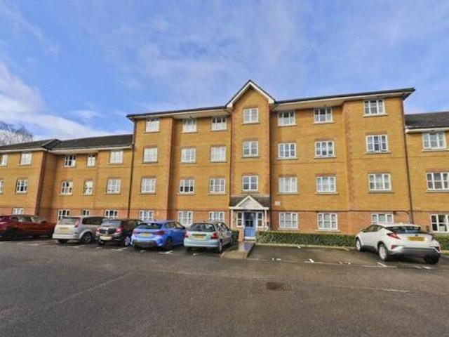 House for sale in Uxbridge, Greater London