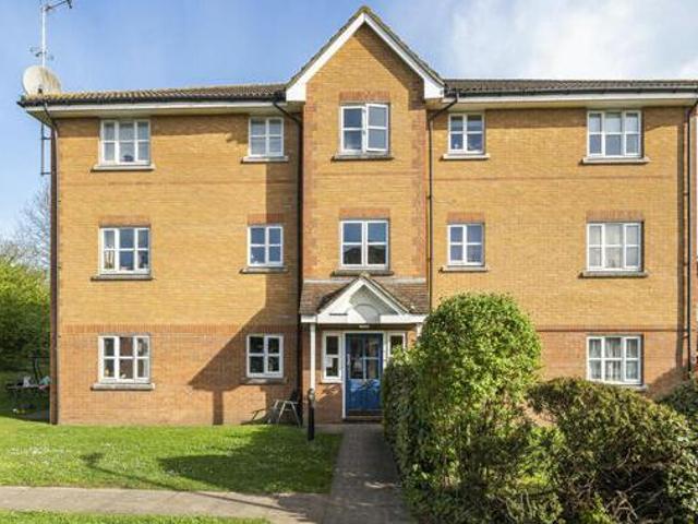 House for sale in Uxbridge, Greater London
