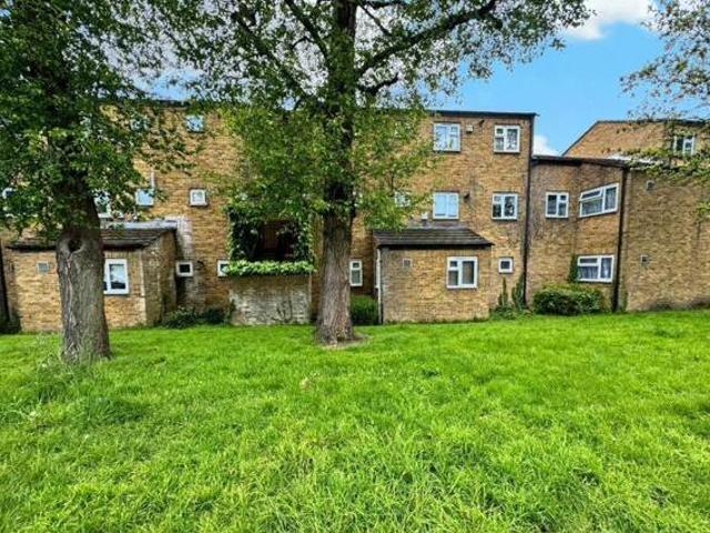 House for sale in Uxbridge, Greater London