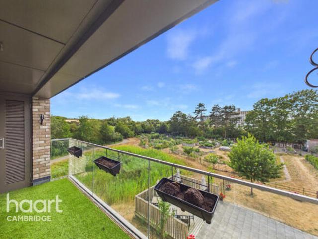 Apartment for sale in Arbury, Cambridgeshire