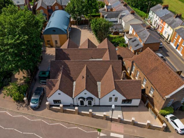 Apartment for sale in St Albans, Five Acres