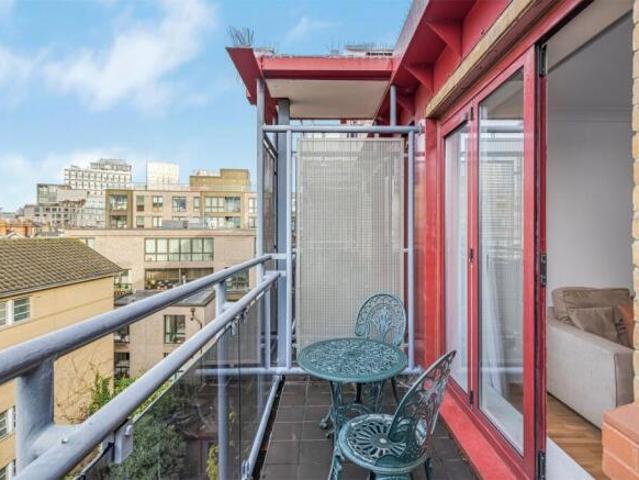 Apartment for sale in Westminster, Greater London