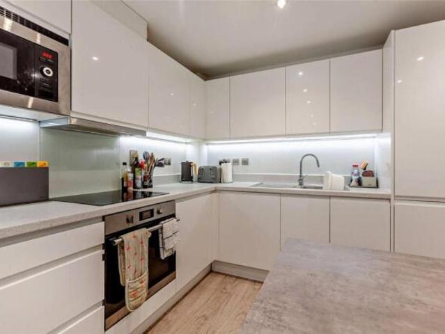 Apartment for sale in East Twerton, Dulcote