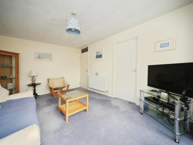 Apartment for sale in Spring Park, Luton