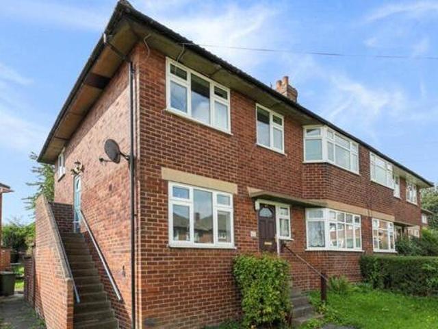 House for sale in Wrenthorpe, West Yorkshire