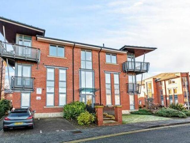 House for sale in Hough Green, Two Mills
