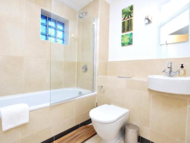 Apartment for sale in Guildford Park, Westborough