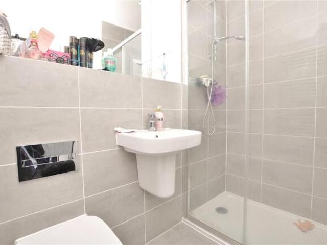 Apartment for sale in Guildford Park, Westborough