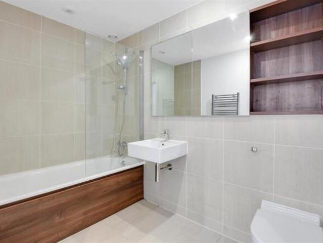 Apartment for sale in Woolwich, Greater London