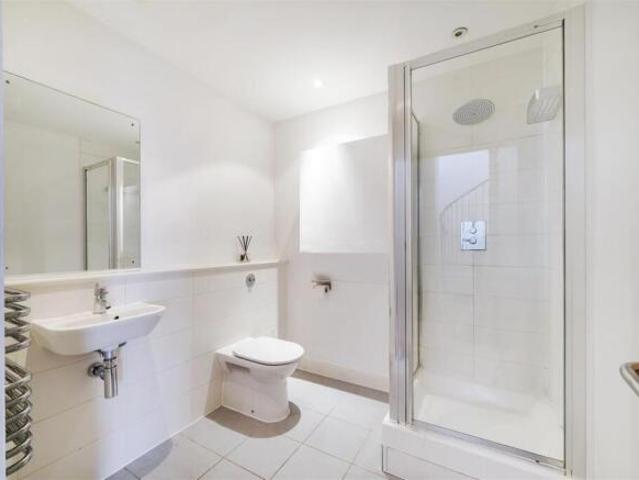 Apartment for sale in Victoria Dock, Hull