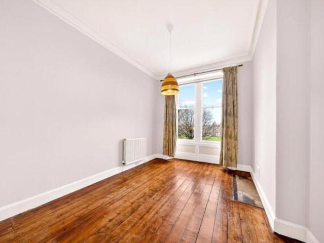 Apartment for sale in Marchmont, Scotland