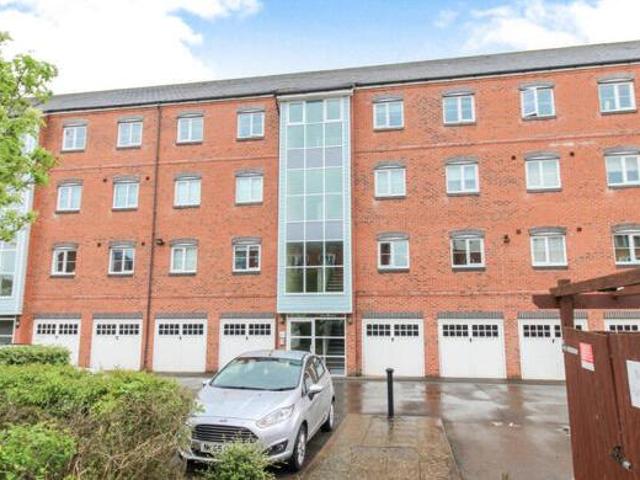 House for sale in Woodloes Park, Warwick