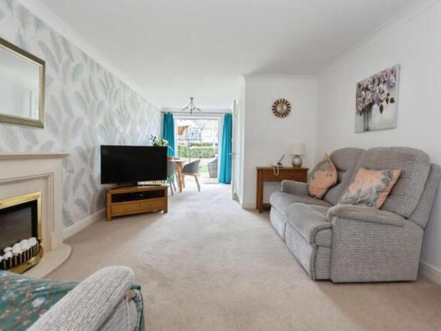 Apartment for sale in Solihull, West Midlands
