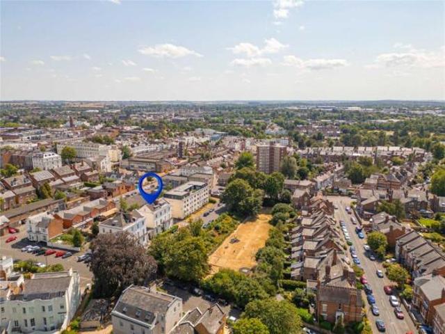 Apartment for sale in Milverton, Green Close