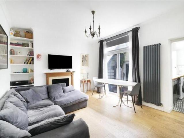 Apartment for sale in Pimlico, Greater London