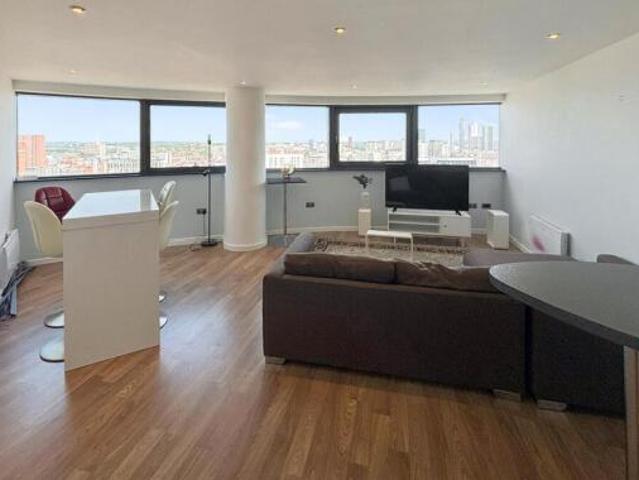 Apartment for sale in Park Spring, Leeds