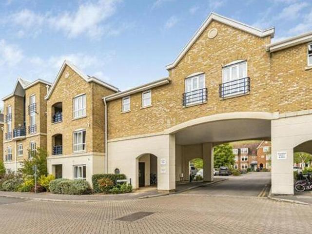 House for sale in The Slade, Oxfordshire