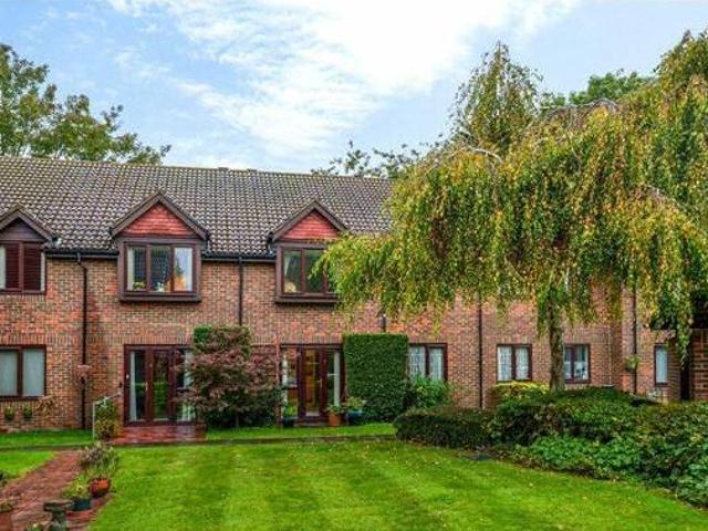 House for sale in Watford Heath, Watford