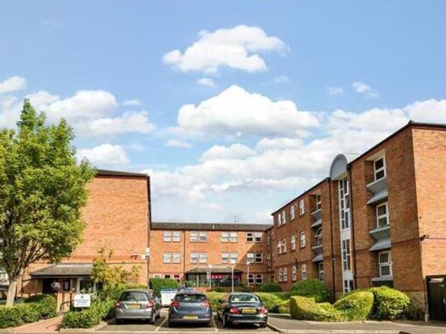 House for sale in Watford Heath, North Watford