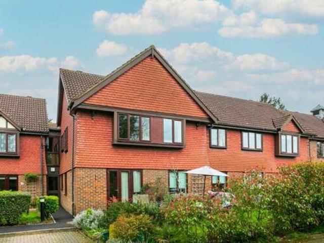 House for sale in Watford Heath, North Watford