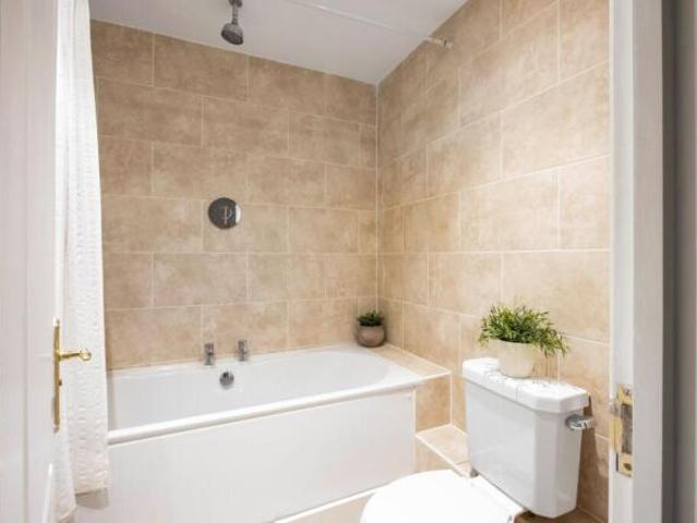 Apartment for sale in Golden Valley, Gloucestershire