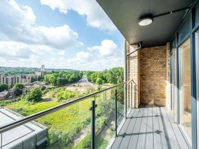 Apartment for sale in Woolwich, Greater London