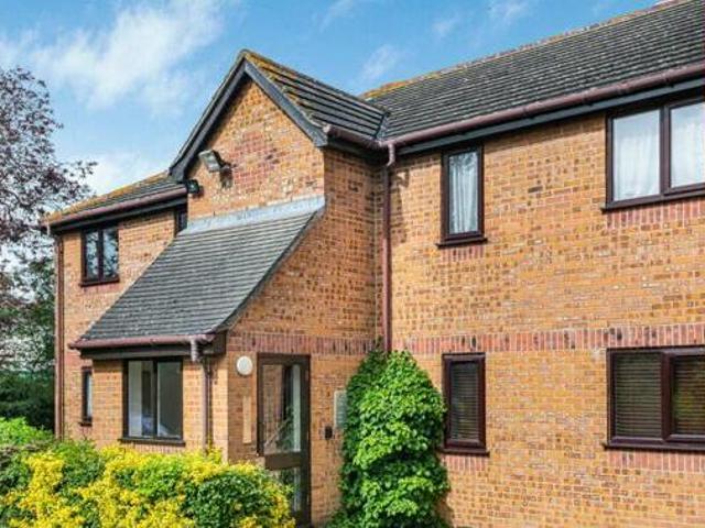House for sale in Wembley, Greater London