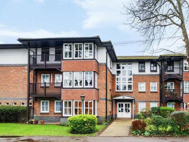 House for sale in Sheerwater, Woking