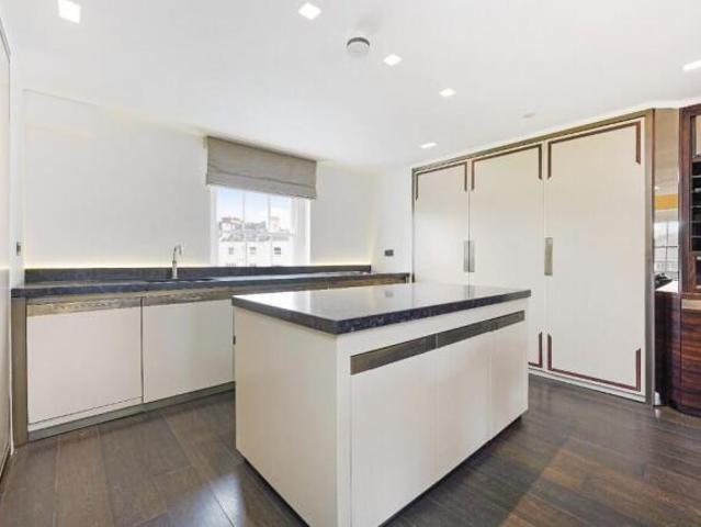 Apartment for sale in Cat Hill