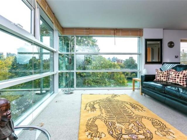 Apartment for sale in Holgate, High Field